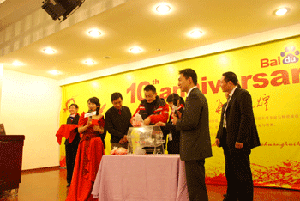 1690771745120356.gif 2.gif