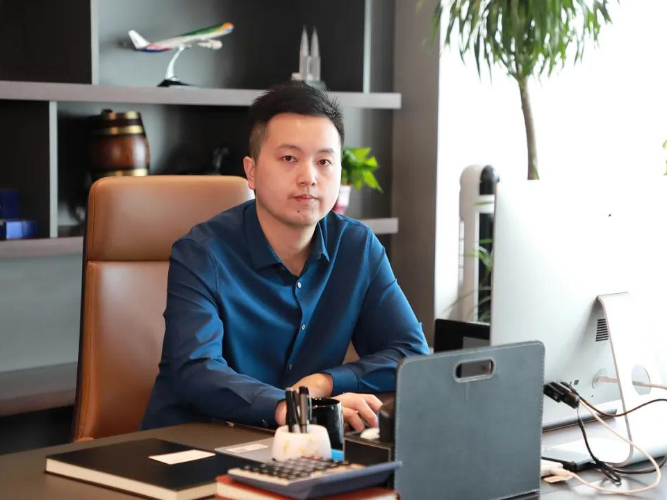 鹽商人物第19期丨專訪宏順建設(shè)總經(jīng)理蔣林：建精品工程，樹(shù)時(shí)代豐碑